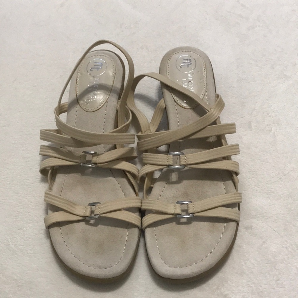Mootsies  tootsies beige stappy sandals size 8-8-1/2